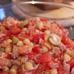 Tomatensalat – Thunfisch und Kichererbsen kommen dazu