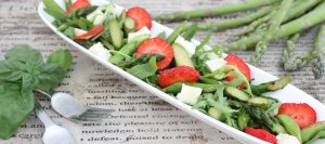 Erdbeer-Spargel Salat